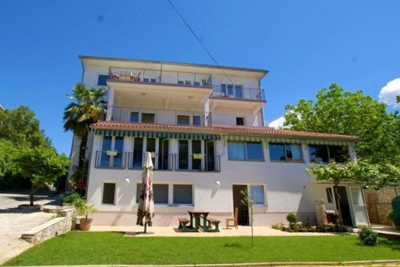Blue Sky Residence Malinska Exterior photo